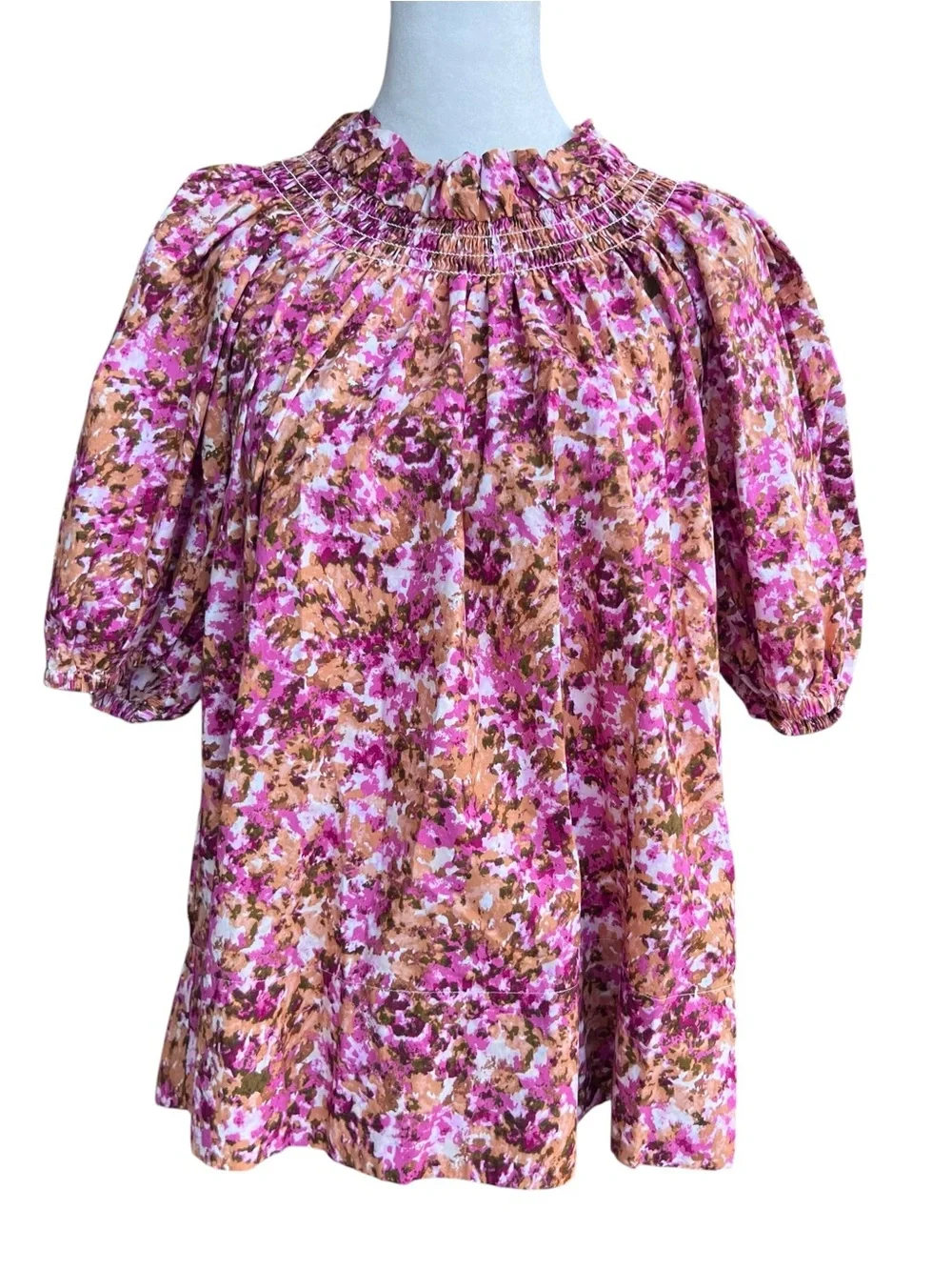 J. CREW Smocked neck puff-sleeve top in faded floral Sz S